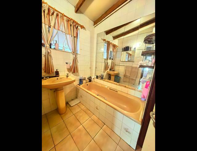 4 BEDROOM HOUSE FOR SALE IN SASOLBURG EXT 12